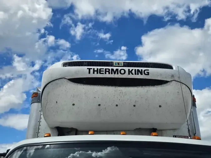 2022 FREIGHTLINER/MERCEDES M2 106