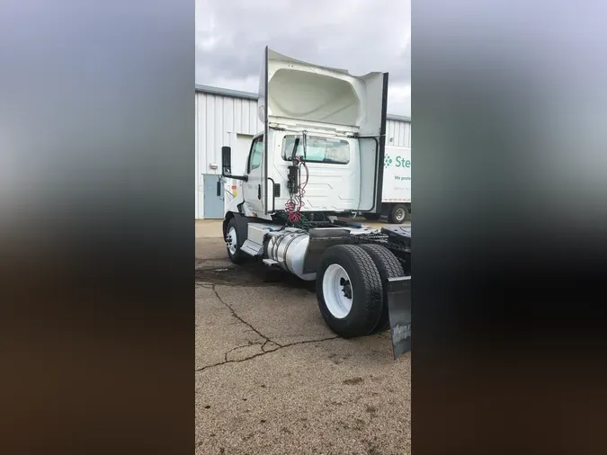 2019 International RH613