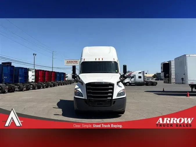 2021 FREIGHTLINER CA126