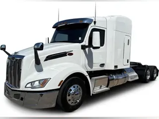 2023 Peterbilt 579