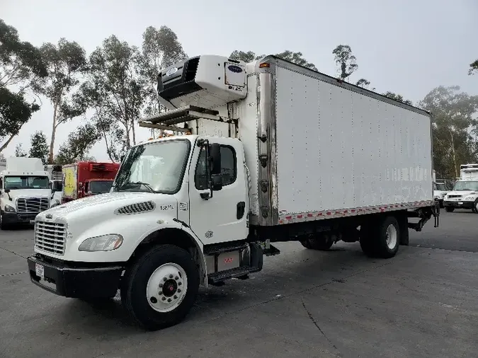 2017 Freightliner M2