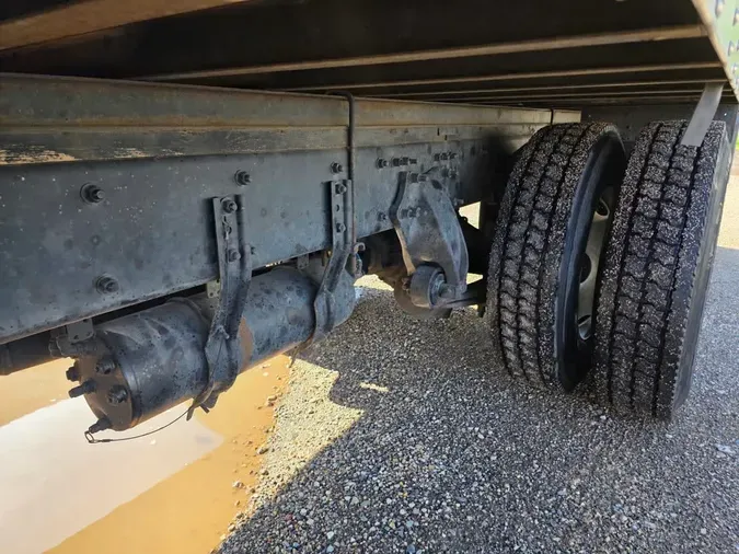 2016 FREIGHTLINER M2 106