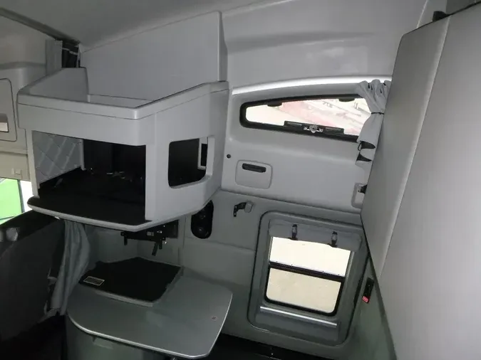 2022 Kenworth T680913f80688d13a16e405fe2df5bbe8700