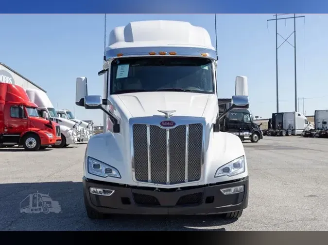 2022 PETERBILT 579