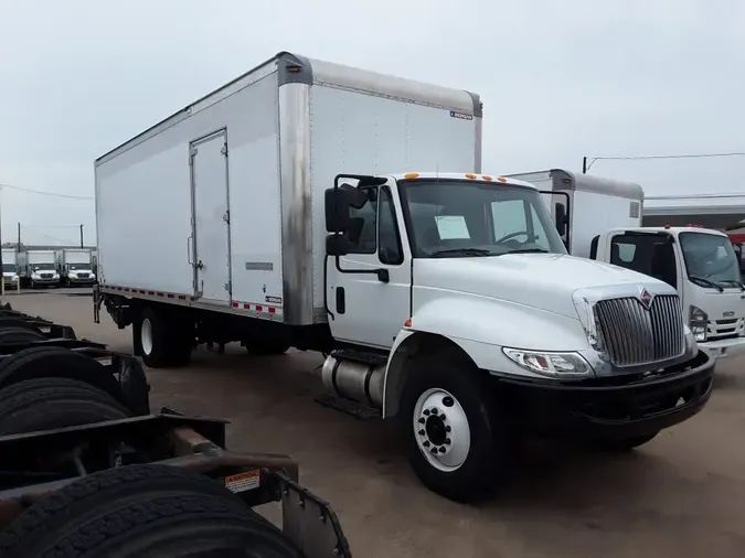 2019 NAVISTAR INTERNATIONAL 4300