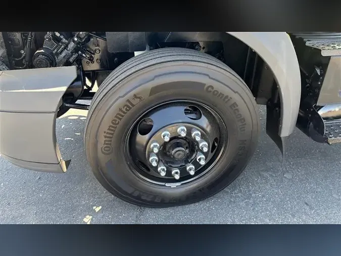2018 INTERNATIONAL RH613
