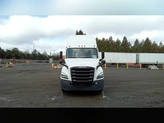 2022 Freightliner Cascadia 1269148f3219f904316b74bff5ffe4fdb76