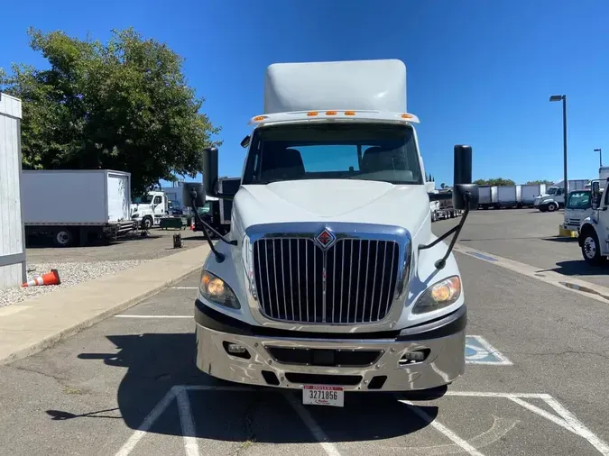 2019 NAVISTAR INTERNATIONAL RH613 DAYCAB S/A914c6eb501fe028fbfd70d782125ba4a
