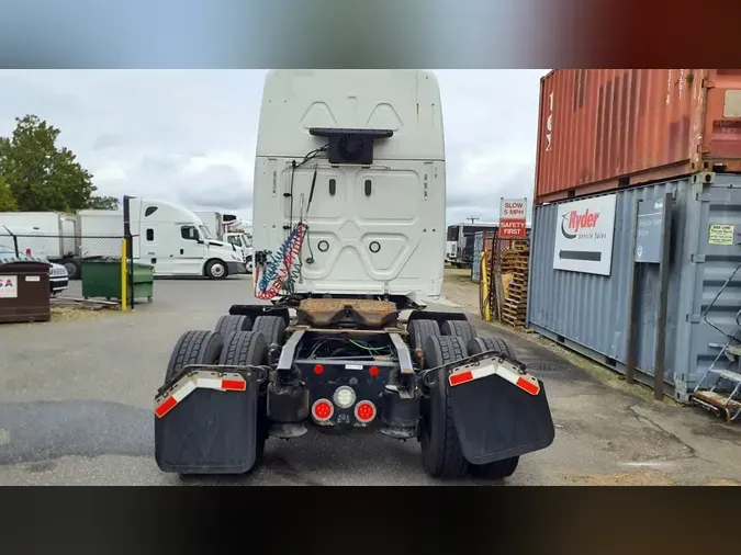 2020 FREIGHTLINER/MERCEDES CASCADIA 125