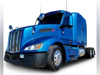 2022 Peterbilt 579