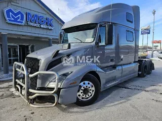 2024 VOLVO VNL64T860