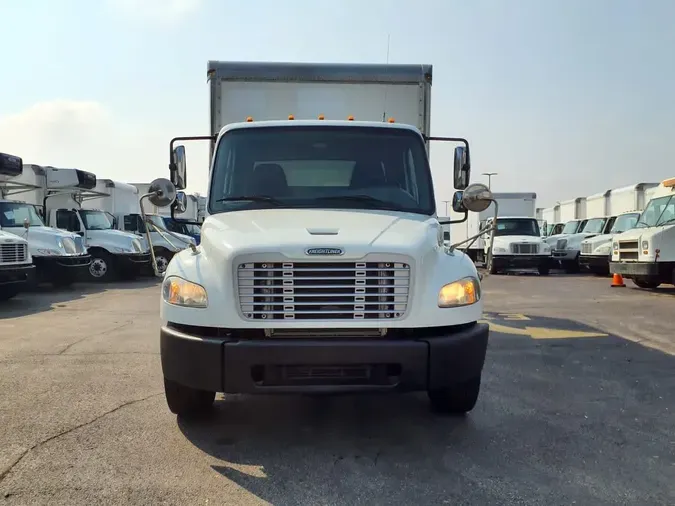 2019 FREIGHTLINER M2 106