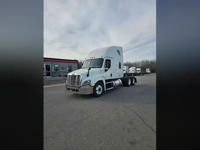 2019 FREIGHTLINER/MERCEDES CASCADIA 125915ab8ce11ae96e492adf370b962ce1b