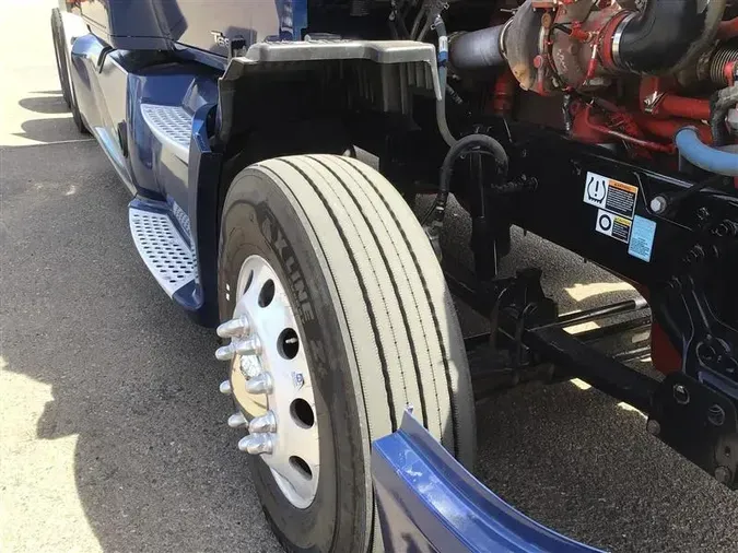 2022 KENWORTH T680