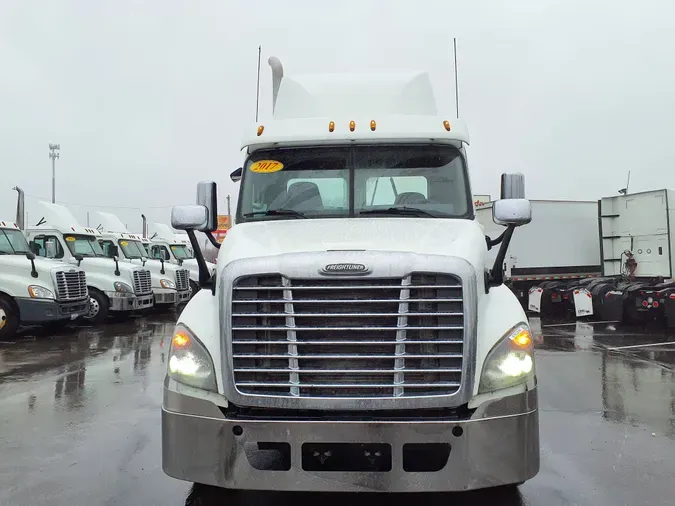 2017 FREIGHTLINER/MERCEDES CASCADIA 125