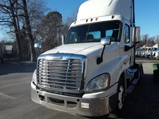 2015 FREIGHTLINER/MERCEDES CASCADIA 125