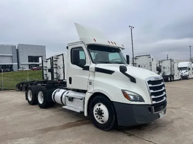 2019 Freightliner T12664ST91659d8f419d9002bf35699540f13e89
