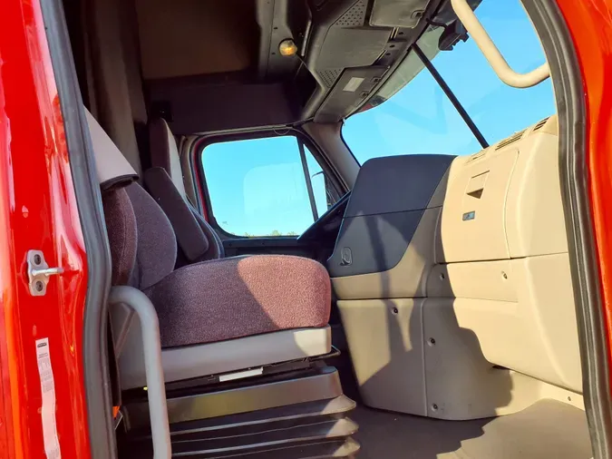 2019 FREIGHTLINER/MERCEDES CASCADIA 125