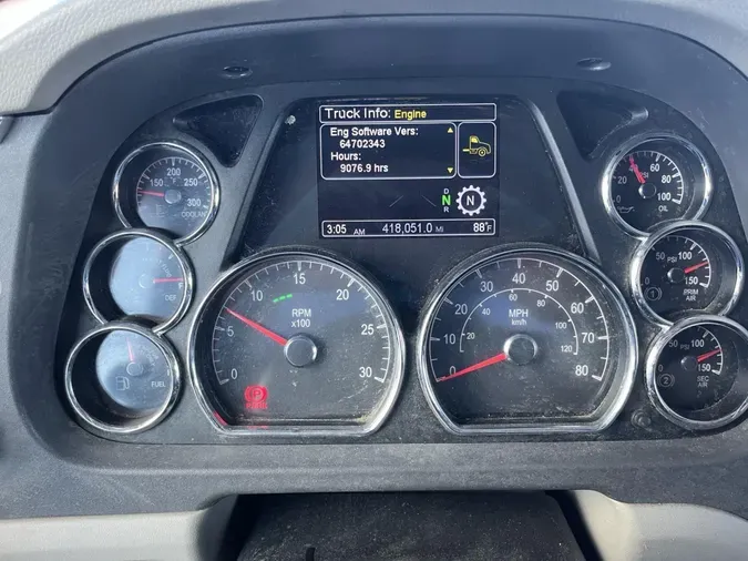 2022 Peterbilt 579