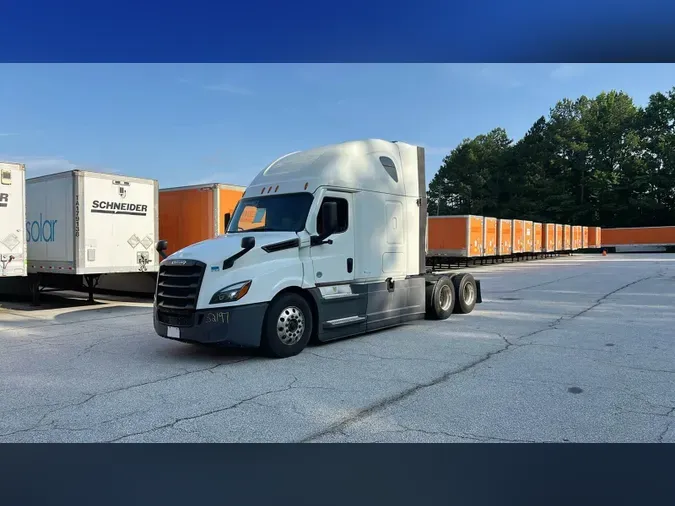 2022 Freightliner Cascadia