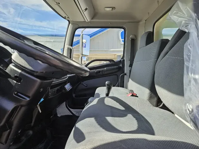 2018 HINO 338 Reefer