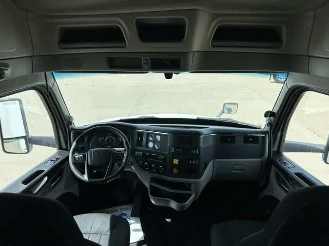 2022 Peterbilt 579