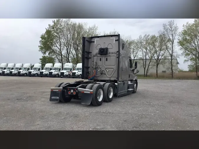2021 Freightliner Cascadia