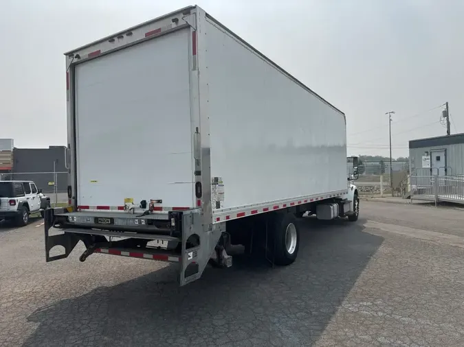 2019 FREIGHTLINER/MERCEDES M2 106