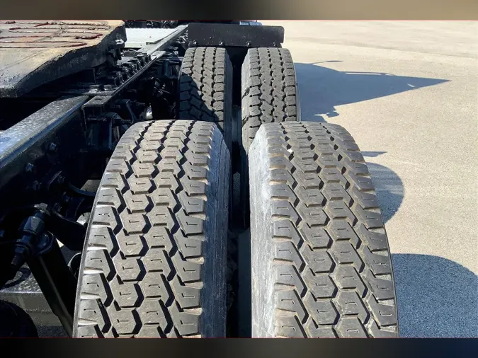2019 INT LT625 6x4
