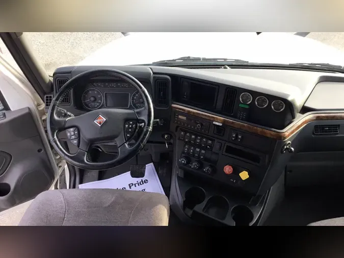 2022 International LT625