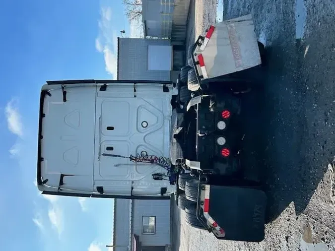 2019 FREIGHTLINER/MERCEDES CASCADIA 125