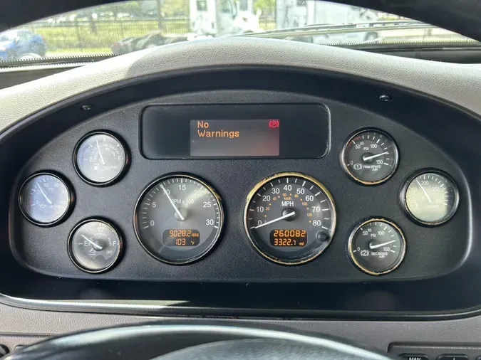 2020 Peterbilt 337