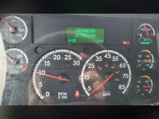 2018 FREIGHTLINER/MERCEDES M2 106