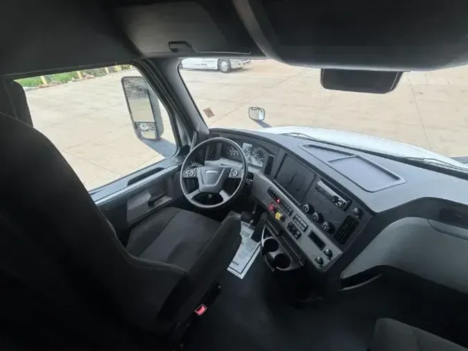 2021 Freightliner New Cascadia 126