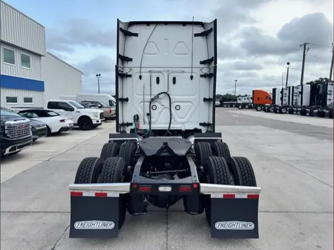 2022 Freightliner PT126SLP