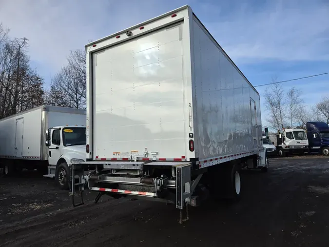 2018 FREIGHTLINER/MERCEDES M2 106