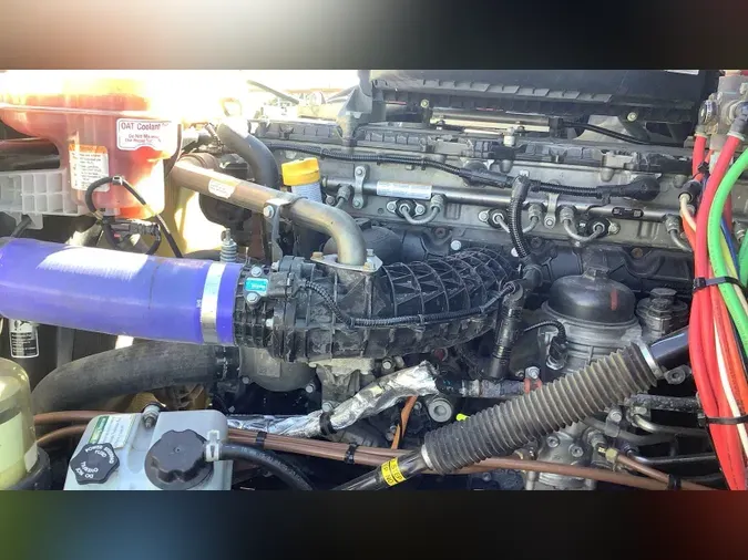 2024 Freightliner Cascadia 126918fa1d3028b4fb8935bbad13ff0d882