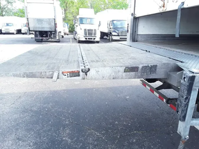 2020 FREIGHTLINER M2 106