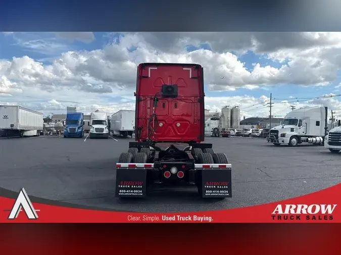 2022 FREIGHTLINER CA126