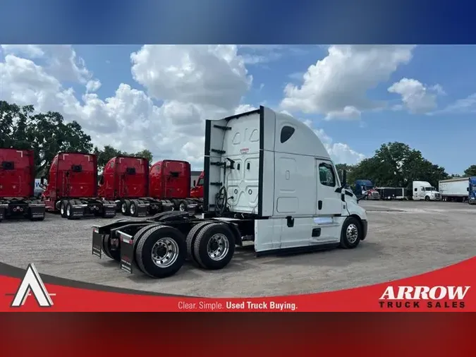 2021 FREIGHTLINER CA126