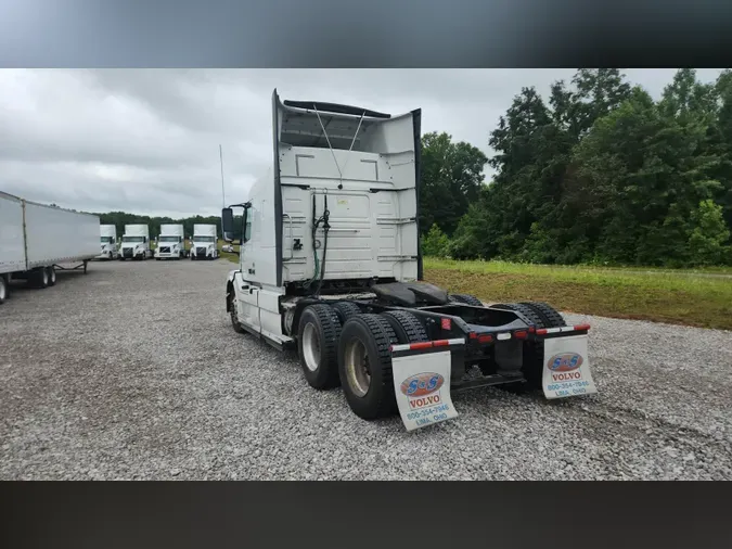 2018 Volvo VNL 740