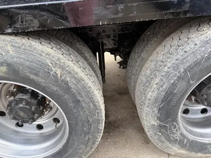 2001 MACK VISION CX613