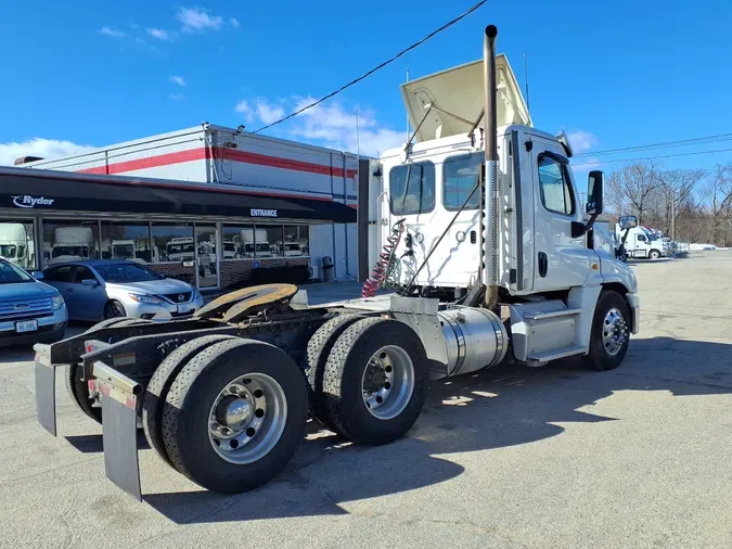 2018 FREIGHTLINER/MERCEDES CASCADIA 125