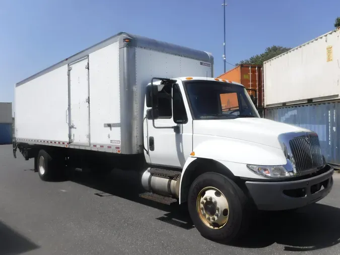 2018 NAVISTAR INTERNATIONAL 4300