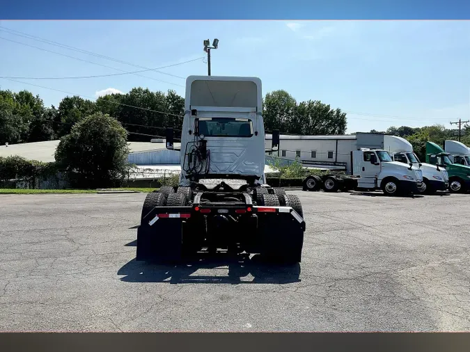 2019 INT LT625 6x4
