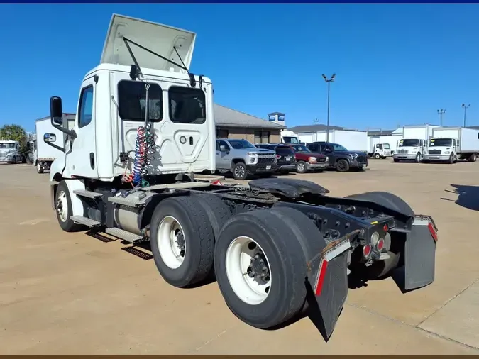 2020 FREIGHTLINER/MERCEDES NEW CASCADIA PX12664