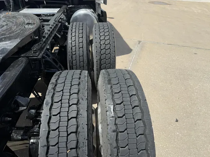 2022 Peterbilt 579
