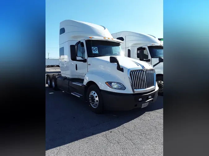 2020 NAVISTAR INTERNATIONAL LT625 SLPR CAB