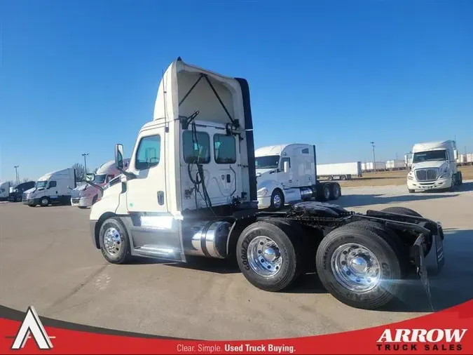 2020 FREIGHTLINER CASCADIA