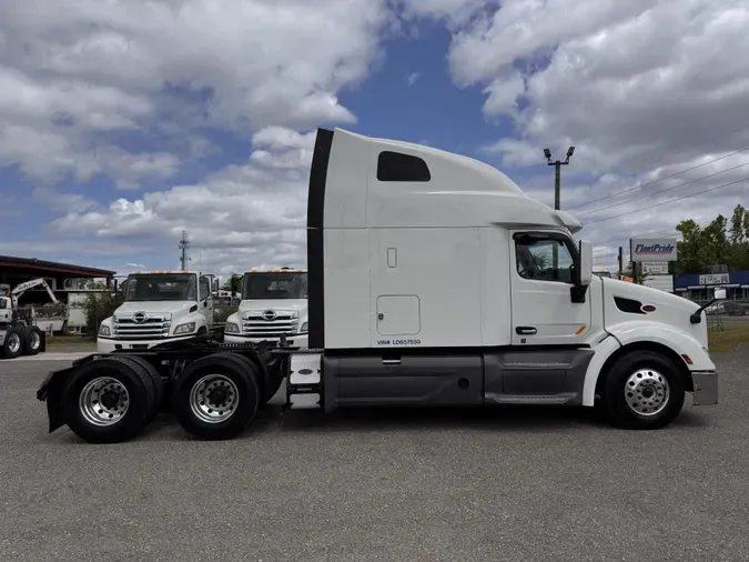 2020 Peterbilt 579